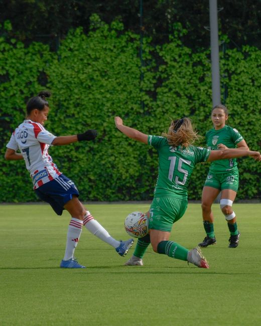 6-0大胜！他们这一刻结束40年等待 获世界杯首胜